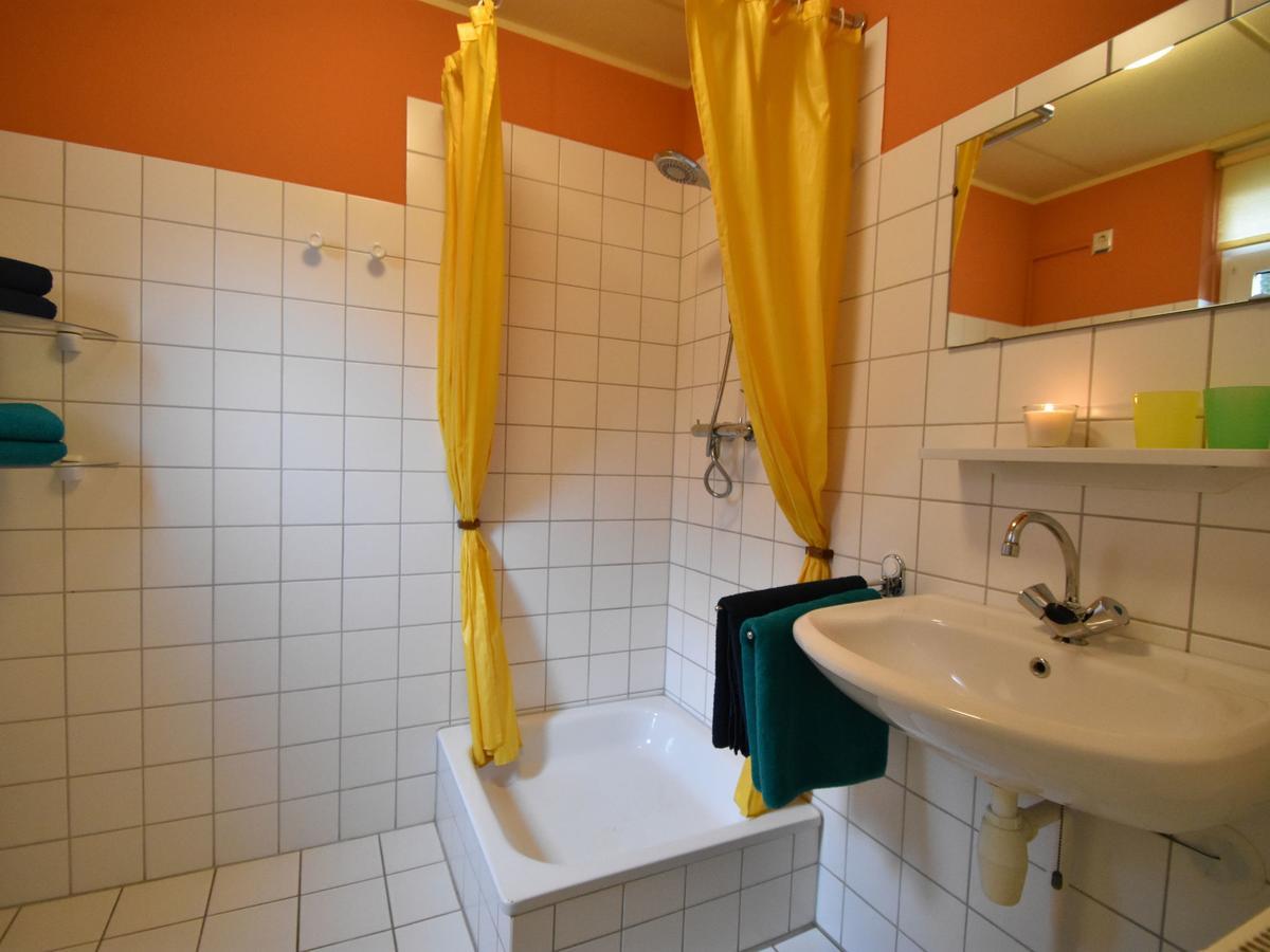 Modern Holiday Home In Ooltgensplaat Zewnętrze zdjęcie