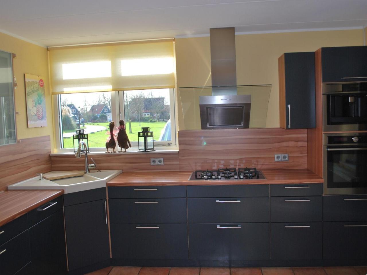Modern Holiday Home In Ooltgensplaat Zewnętrze zdjęcie